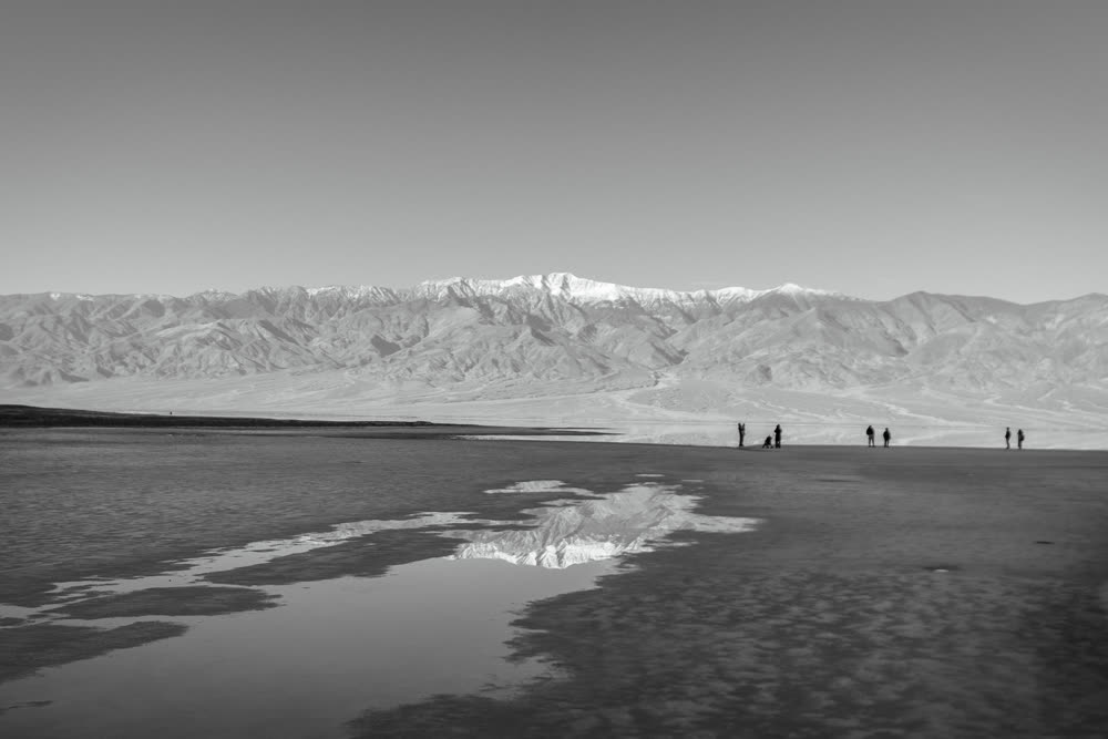 Black and white, salt to the horizon